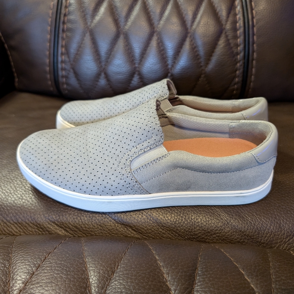 Dr. Scholl's Women's Madison Be Free Slip On Sneakers Size 6.5